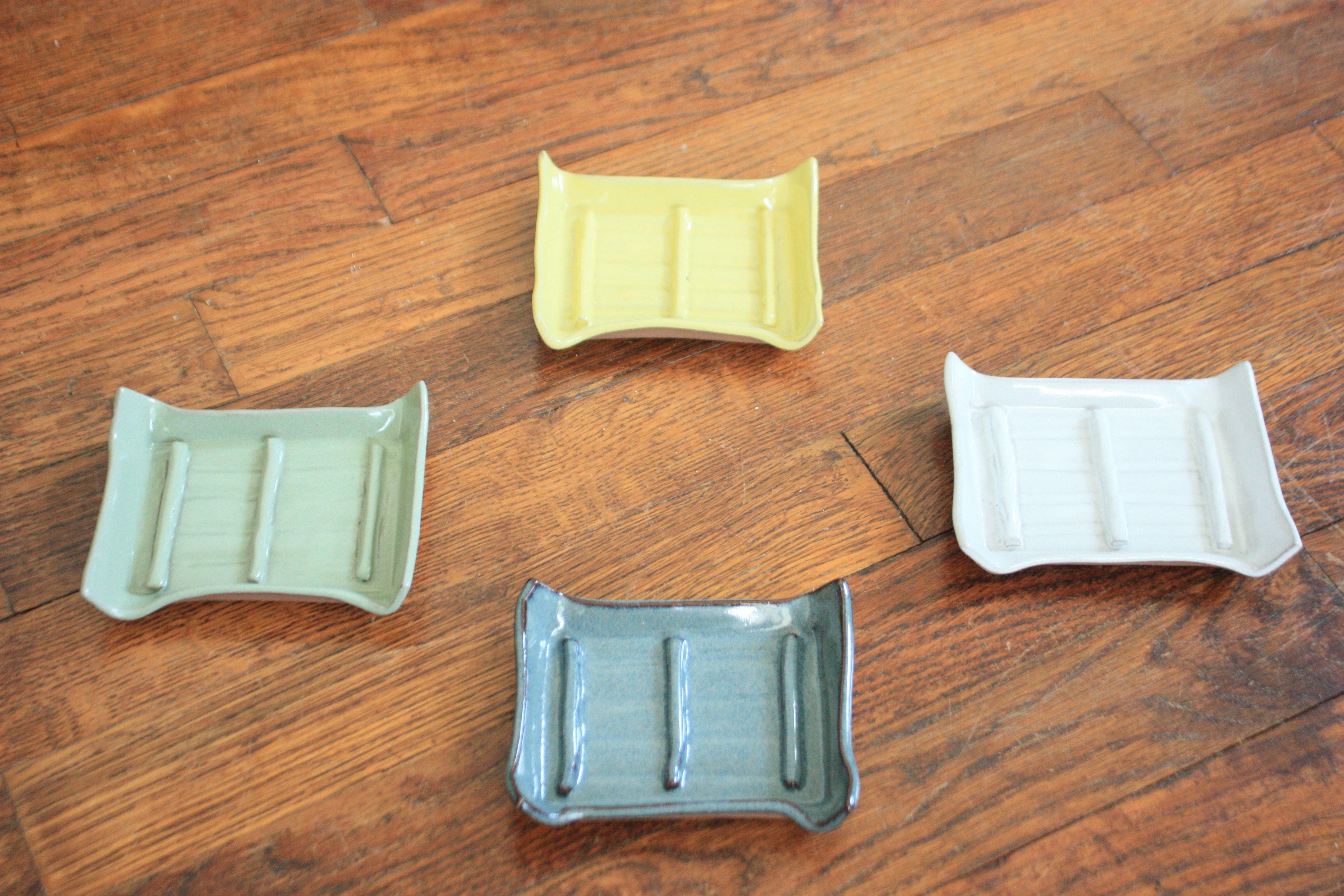 Ceramic Soap Dish - Sunflower Yellow